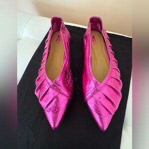 AngelaChiara Pink Women's Flats. NWOT. Made in Italy. Leather.